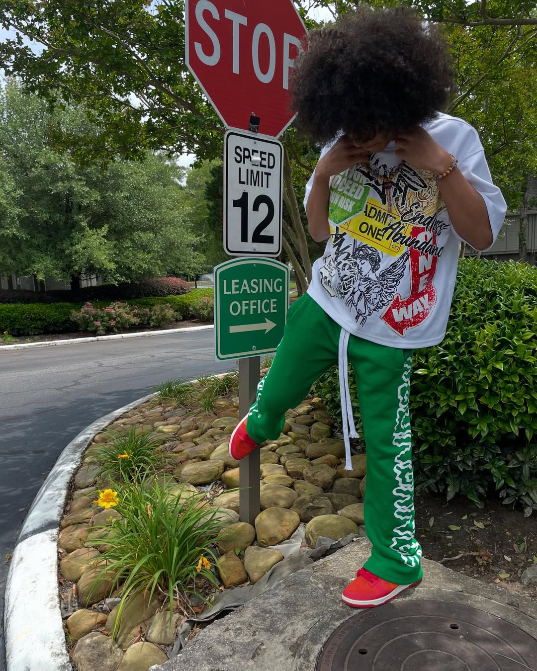 ENDLESS ABUNDANCE GREEN SWEATS